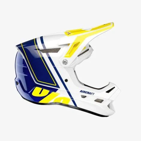 Small Aircraft Composite Helmet S551