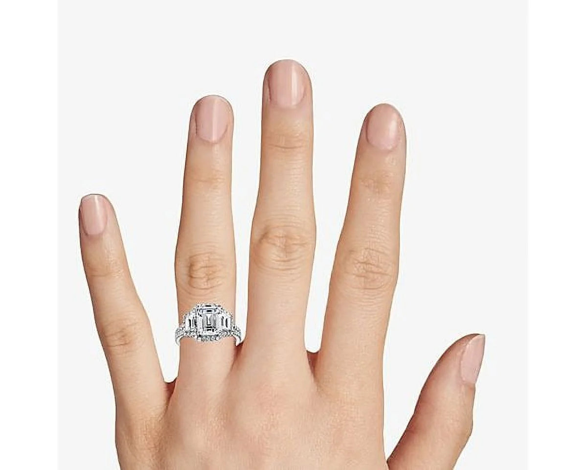 14K White Gold Three Stone Diamond Ring W481