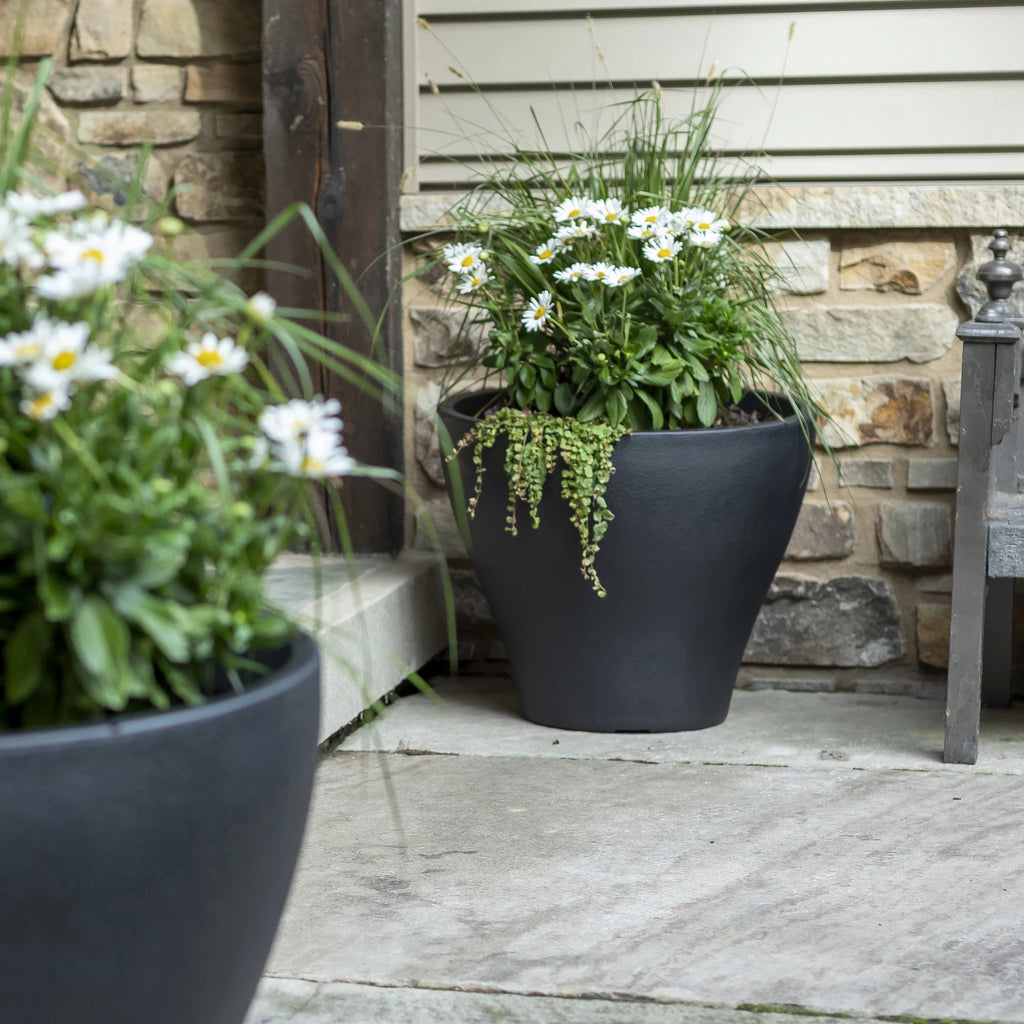 Dark Cedar Round Indoor Outdoor Plastic Planter and Pot Z2009